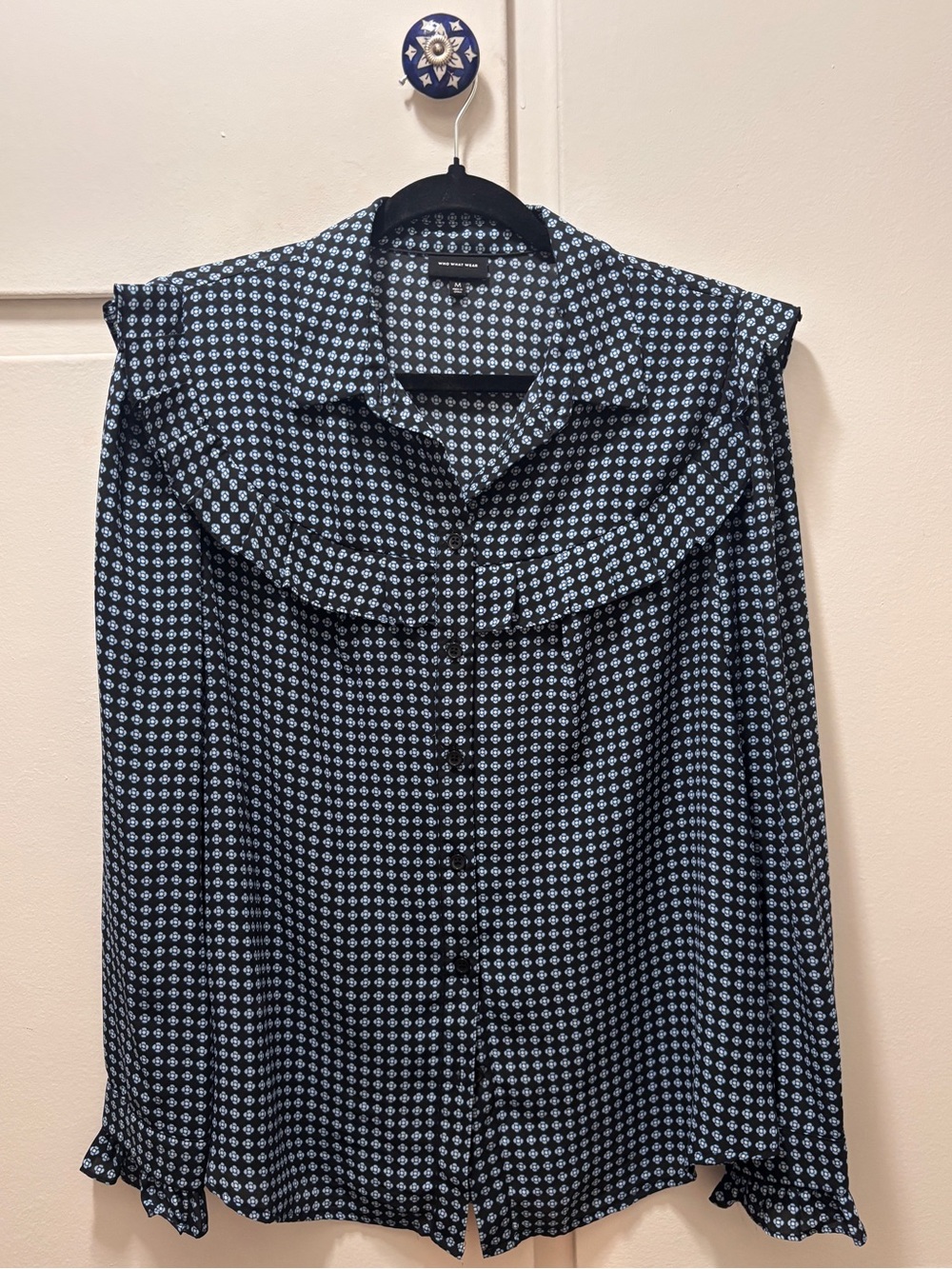 Who What Wear Navy and Light Blue Patterned Button-Down Blouse